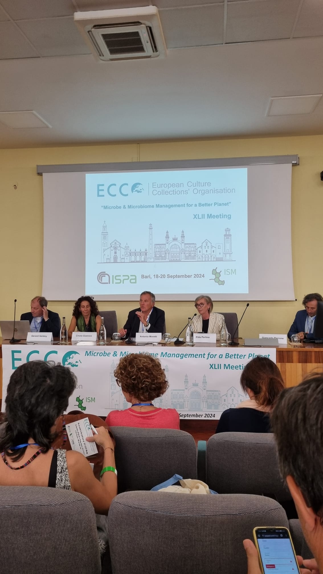 90bdb3b9-a80e-449c-8c0a-88835323bc7f